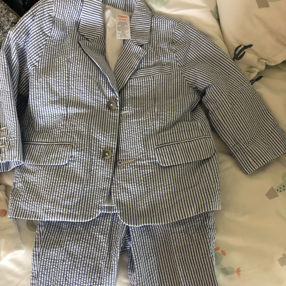 Perfect for Easter!🐣Gymboree blue & white seersucker toddler boy suit 18-24 mons